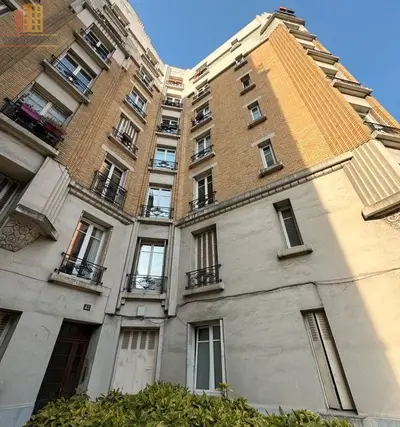 Studio à Clichy