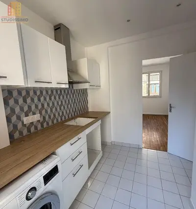 Studio à Clichy