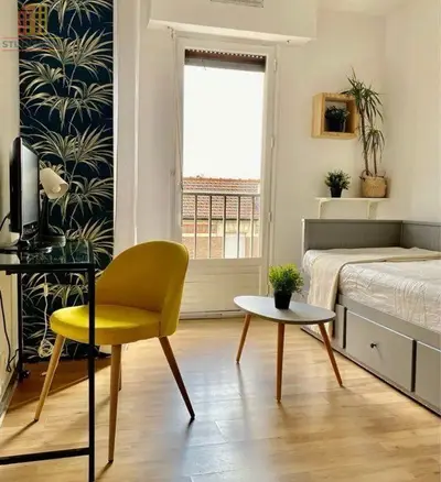 Studio à Aubervilliers