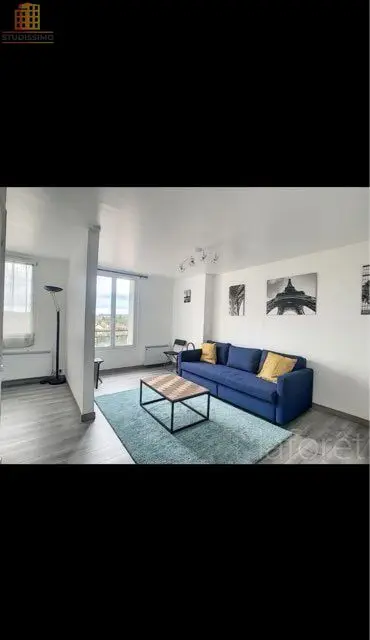 Studio à Villeneuve-le-Roi