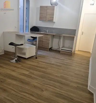 Studio à Montlhéry