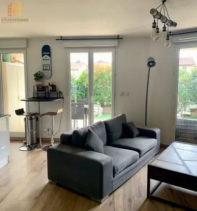 Studio à Saint-Genis-Laval