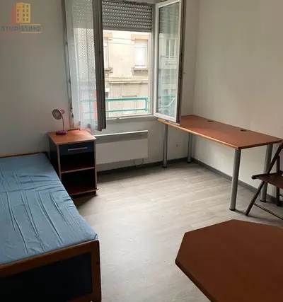 Studio à Fontaine