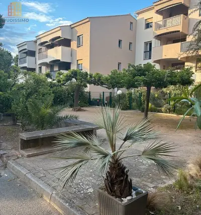 Studio à Fréjus