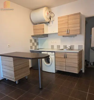 Studio à Brignoles