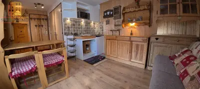 Studio à Demi-Quartier