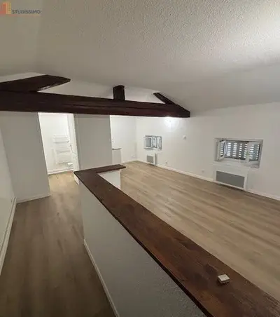Studio à Saint-Trivier-sur-Moignans