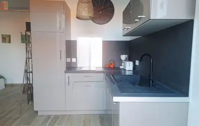 Studio à Monampteuil