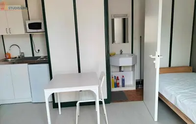 Studio à Le Donjon