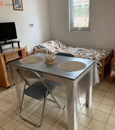 Studio à Gréoux-les-Bains
