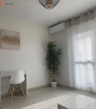 Studio à Saint-Laurent-du-Var