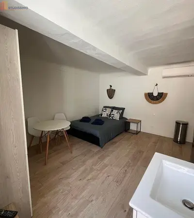 Studio à Vallauris