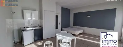 Studio à Privas