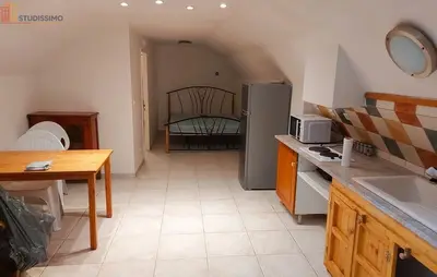 Studio à Privas