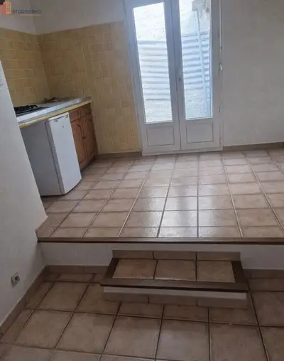 Studio à Salon-de-Provence