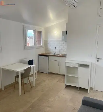Studio à Les Pennes-Mirabeau
