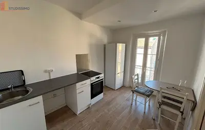 Studio à Marignane