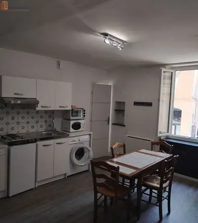 Studio à Salon-de-Provence