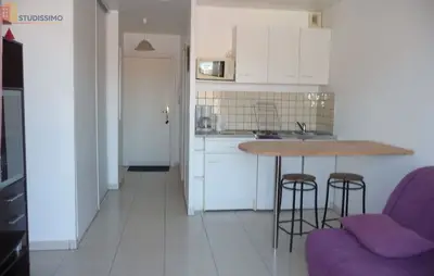 Studio à Istres
