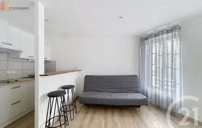 Studio à L'Isle-d'Espagnac