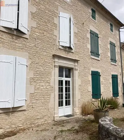 Studio à Mansle-les-Fontaines