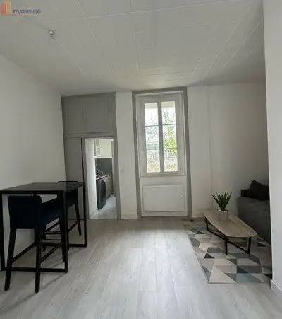 Studio à Brive-la-Gaillarde