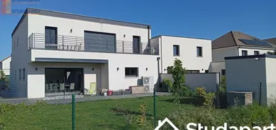 Studio à Longvic