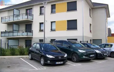 Studio à Neuilly-Crimolois