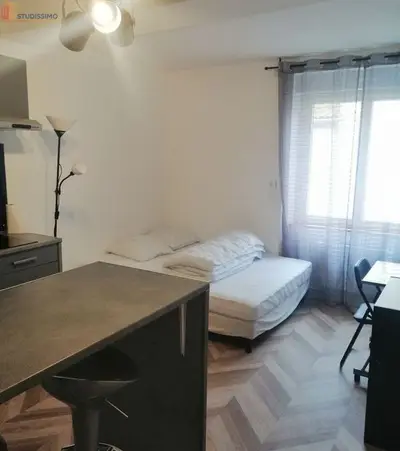 Studio à Savignac-les-Églises