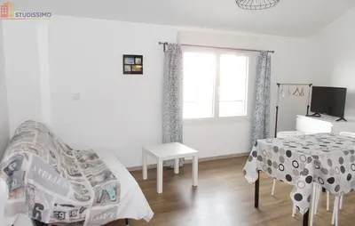 Studio à Valence