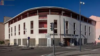 Studio à Valence