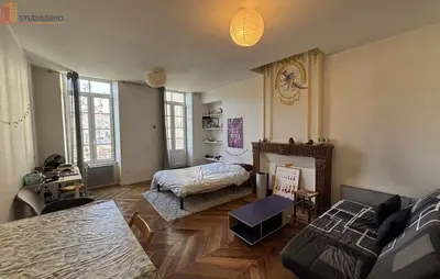Studio à Valence