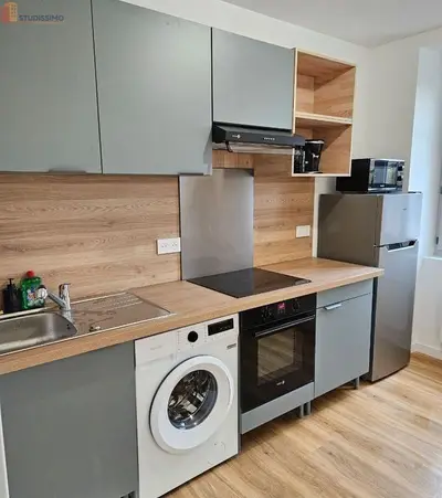 Studio à Valence