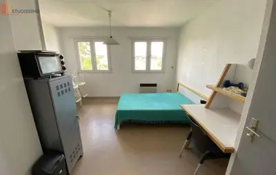 Studio à Valence