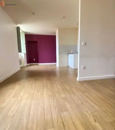Studio à Valence