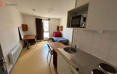 Studio à Valence