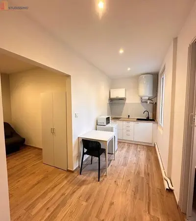 Studio à Valence