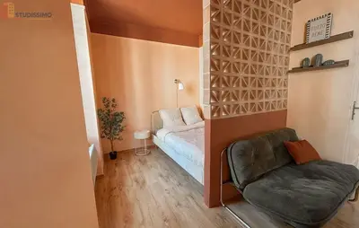 Studio à Valence