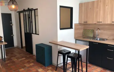 Studio à Valence