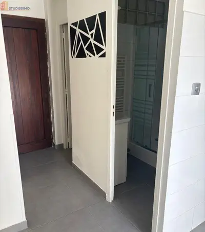 Studio à Valence