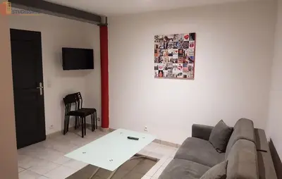 Studio à Valence