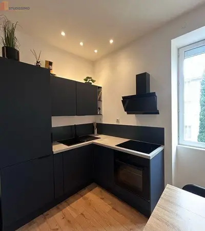 Studio à Valence