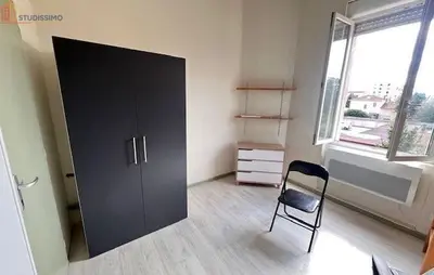 Studio à Valence