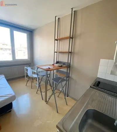 Studio à Valence