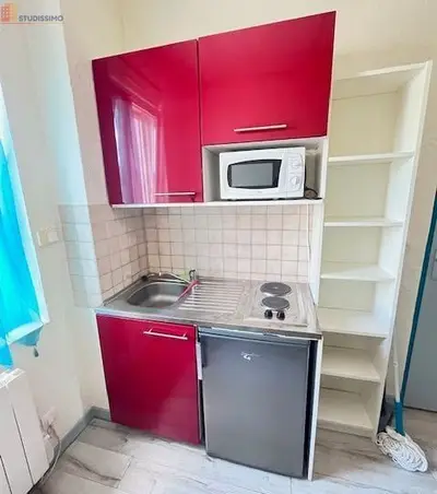 Studio à Valence