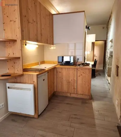 Studio à Valence