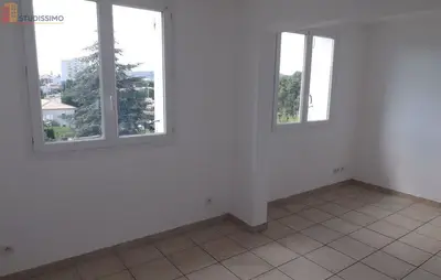 Studio à Bagnols-sur-Cèze