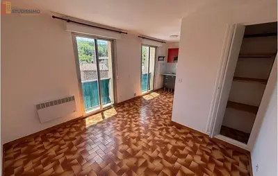 Studio à Cendras
