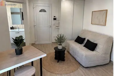 Studio à Aubais