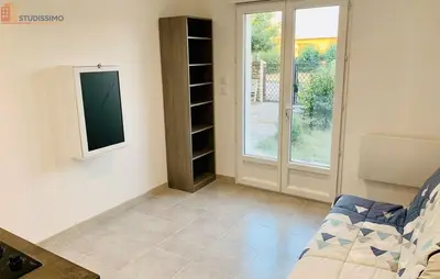 Studio à Rodilhan